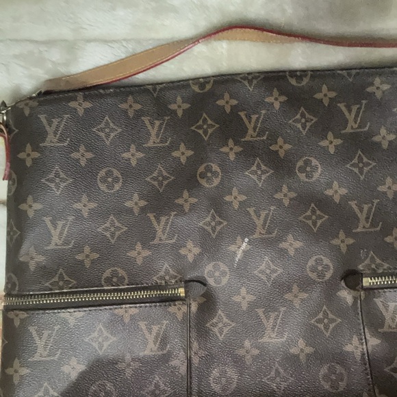 Louis Vuitton purse - Picture 3 of 4